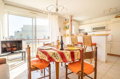 Foto 8 - Apartamento de 2 quartos em Le Grau-du-Roi com terraço