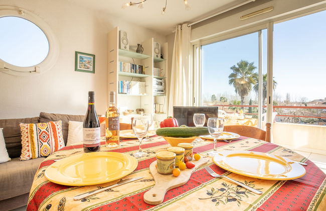 3 bedroom Apartment in Le Grau-du-Roi with terrace - Photo 2