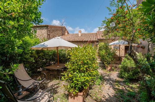 Photo 1 - Maison de 1 chambre à Cinigiano avec piscine et jardin