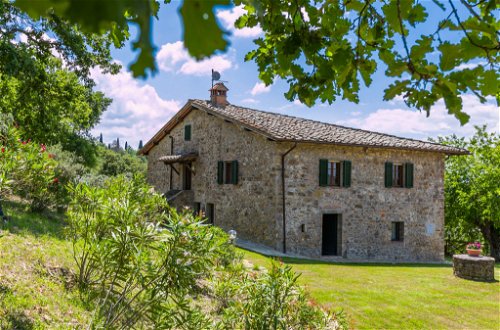 Foto 5 - Casa de 5 habitaciones en Laterina Pergine Valdarno con piscina privada y jardín