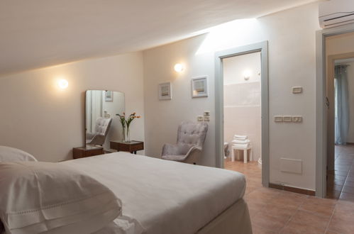 Foto 12 - Apartment mit 1 Schlafzimmer in Assisi mit garten