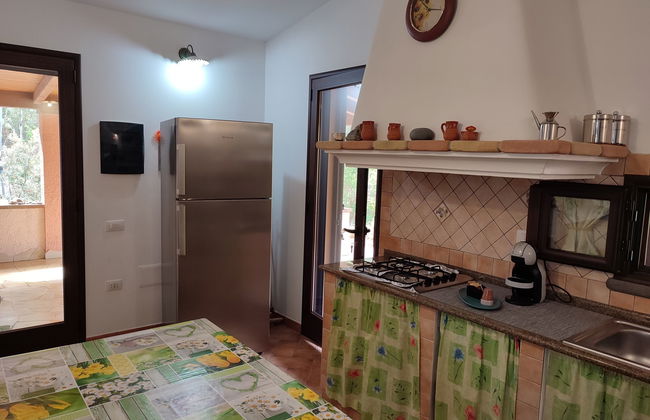 Casa de 3 quartos em Sinnai com jardim - Foto 8