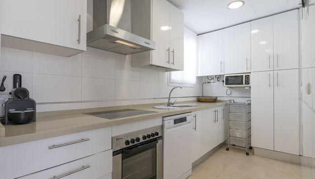 Apartment mit 4 Schlafzimmern in Rota mit schwimmbad und garten - Foto 4