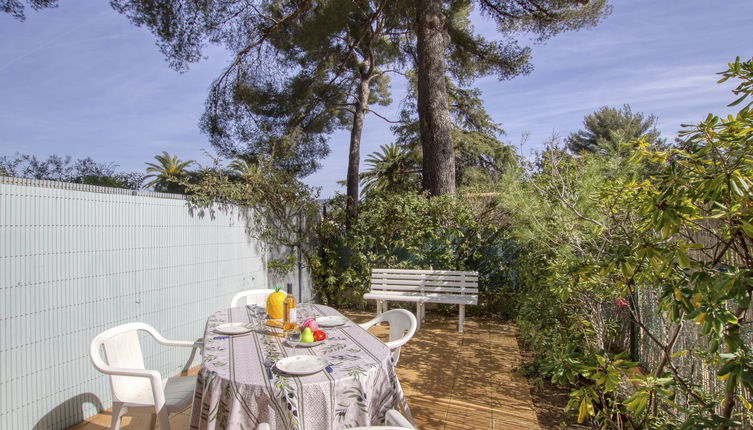 Photo 1 - Appartement en Saint-Cyr-sur-Mer avec terrasse et vues à la mer