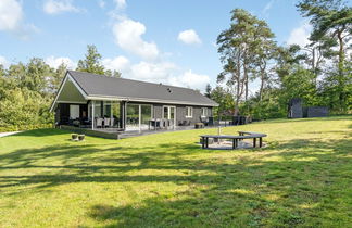 Photo 1 - Maison de 3 chambres à Ebeltoft avec terrasse et bain à remous