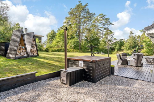 Photo 4 - Maison de 3 chambres à Ebeltoft avec terrasse et bain à remous