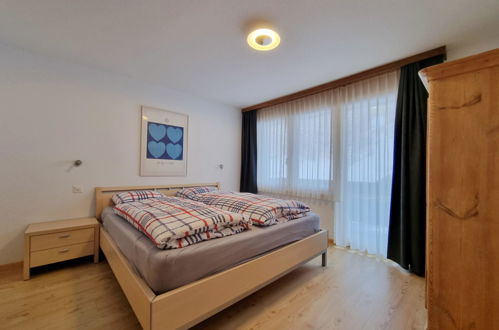 Foto 11 - Apartamento de 2 habitaciones en Saas-Fee