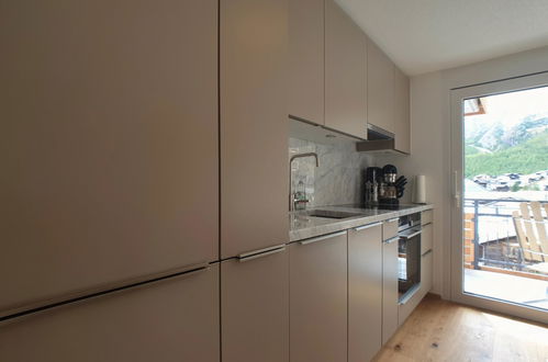 Foto 5 - Apartamento de 2 habitaciones en Saas-Fee