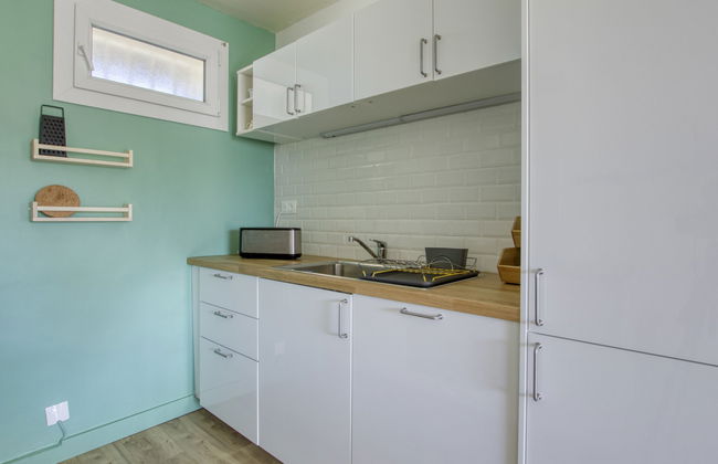 3 bedroom Apartment in Saint-Cyr-sur-Mer with garden and terrace - Photo 19