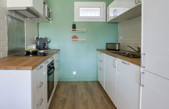 3 bedroom Apartment in Saint-Cyr-sur-Mer with garden and terrace - Photo 17