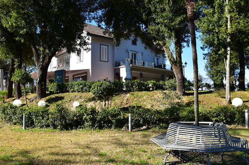 Photo 44 - Maison de 6 chambres à Alvignano avec piscine privée et jardin