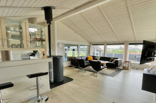 Photo 2 - 4 bedroom House in Lønstrup with private pool and terrace
