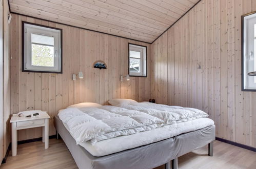 Foto 18 - Casa de 3 habitaciones en Oksbøl con terraza y bañera de hidromasaje