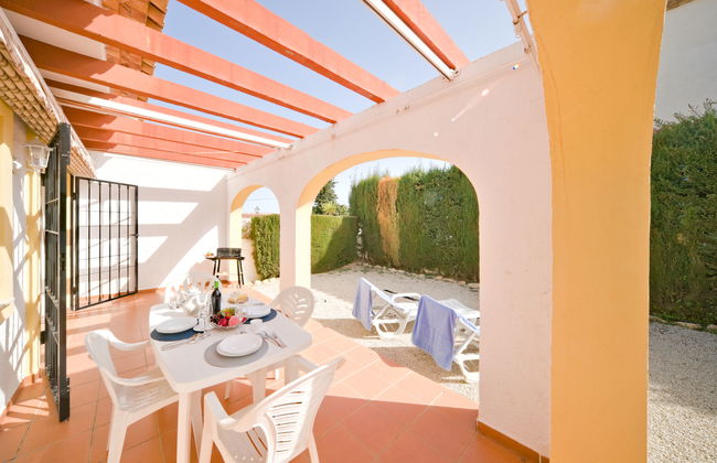 Casa de 4 quartos em Calp com piscina e terraço - Foto 3