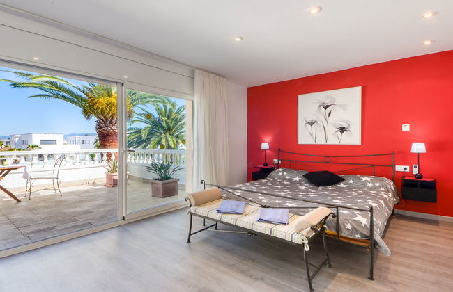 Casa de 5 quartos em Castelló d'Empúries com piscina privada e jardim - Foto 5