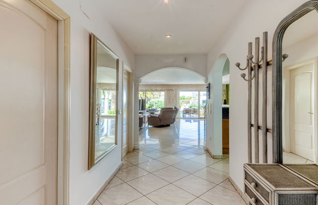 Casa de 5 quartos em Castelló d'Empúries com piscina privada e jardim - Foto 15