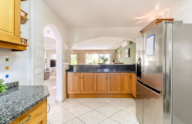 Casa de 5 quartos em Castelló d'Empúries com piscina privada e jardim - Foto 11