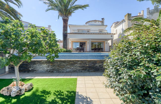 Casa de 5 quartos em Castelló d'Empúries com piscina privada e jardim - Foto 41