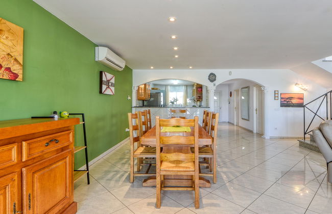 Casa de 5 quartos em Castelló d'Empúries com piscina privada e jardim - Foto 13