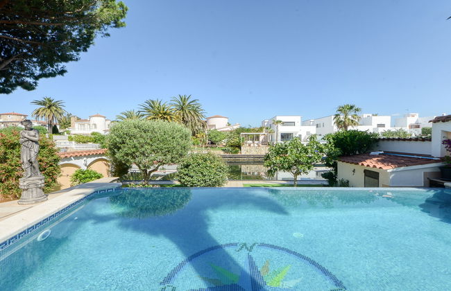 Casa de 5 quartos em Castelló d'Empúries com piscina privada e jardim - Foto 50