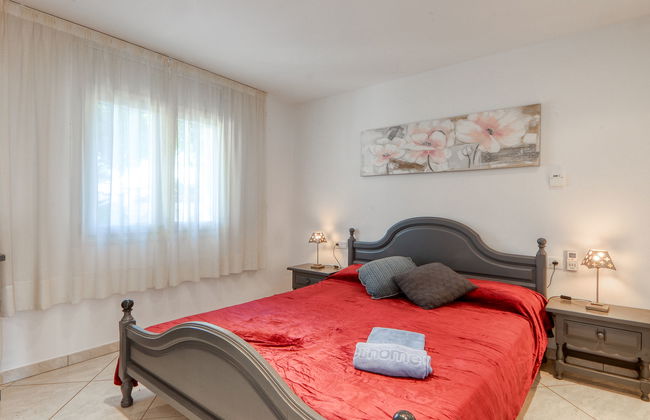 Casa de 5 quartos em Castelló d'Empúries com piscina privada e jardim - Foto 26