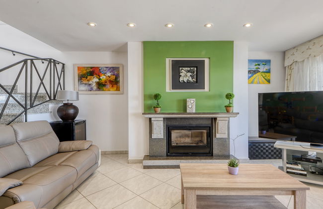 Casa de 5 quartos em Castelló d'Empúries com piscina privada e jardim - Foto 8