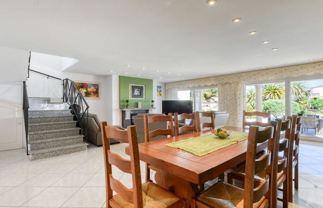 Casa de 5 quartos em Castelló d'Empúries com piscina privada e jardim - Foto 10