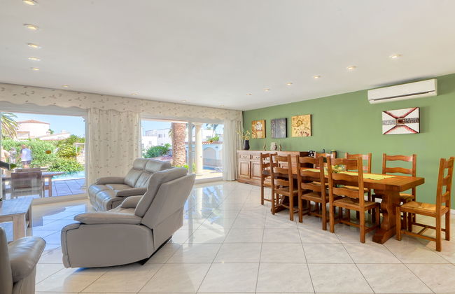 Casa de 5 quartos em Castelló d'Empúries com piscina privada e jardim - Foto 3