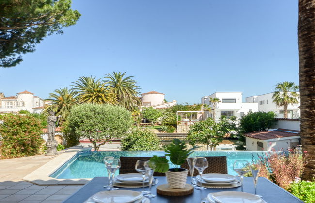 Casa de 5 quartos em Castelló d'Empúries com piscina privada e jardim - Foto 48