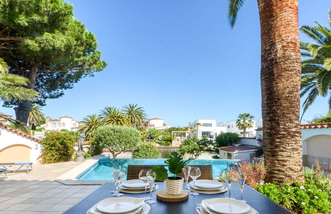 Casa de 5 quartos em Castelló d'Empúries com piscina privada e jardim - Foto 38