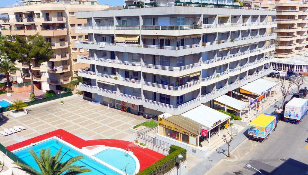 Rentalmar Zahara Family Suites - Photo 1