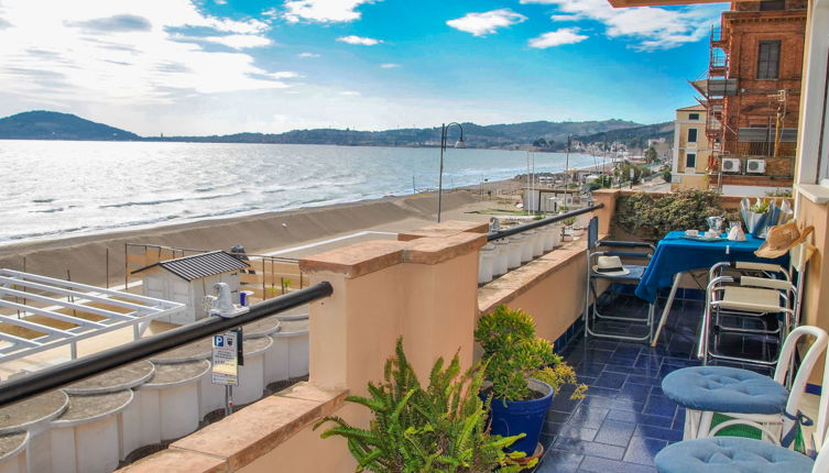 Photo 1 - Appartement de 2 chambres à Formia avec terrasse et vues à la mer