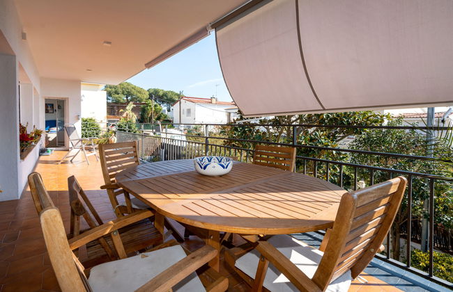 Apartamento de 4 quartos em Premià de Dalt com terraço - Foto 1