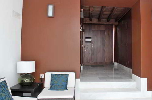 Photo 10 - Elvira Suites