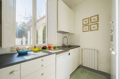 Photo 12 - 4 bedroom House in Pietrasanta with garden