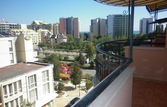 Photo 2 - Sunny Day EFIR Apartments