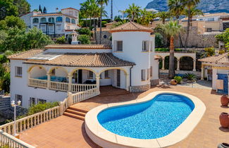 Foto 1 - Casa con 3 camere da letto a Dénia con piscina privata e giardino