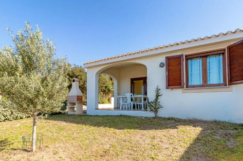 Photo 2 - Maison de 1 chambre à Badesi avec piscine et vues à la mer