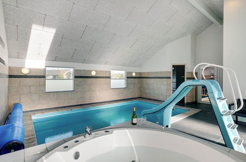 Photo 11 - Maison de 6 chambres à Idestrup avec piscine privée et terrasse