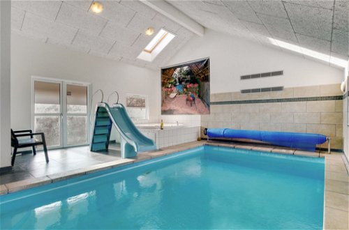 Foto 2 - Casa de 6 quartos em Idestrup com piscina privada e terraço