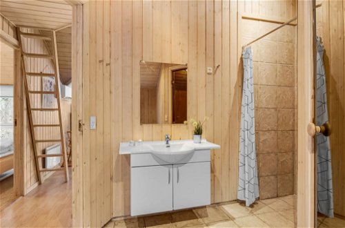 Foto 15 - Casa con 4 camere da letto a Harboøre con terrazza e sauna
