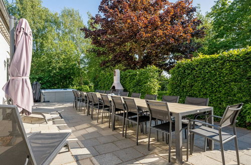 Photo 10 - Maison de 9 chambres à Idestrup avec piscine privée et terrasse