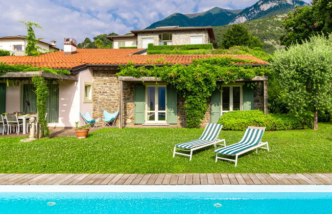 Casa de 2 quartos em Griante com piscina privada e jardim - Foto 2