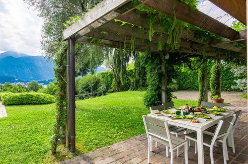 Foto 36 - Casa de 2 quartos em Griante com piscina privada e vista para a montanha