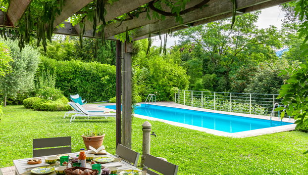 Maison de 2 chambres à Griante avec piscine privée et jardin - Photo 4