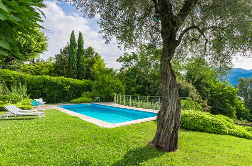 Foto 38 - Casa de 2 habitaciones en Griante con piscina privada y vistas a la montaña