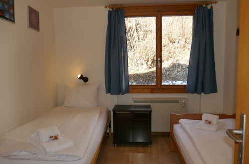 Foto 14 - Appartamento con 3 camere da letto a Grindelwald