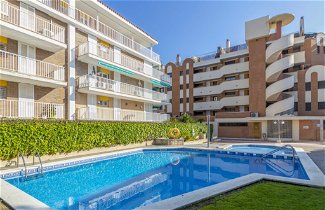 Foto 1 - Apartamento de 2 quartos em Torredembarra com piscina e vistas do mar