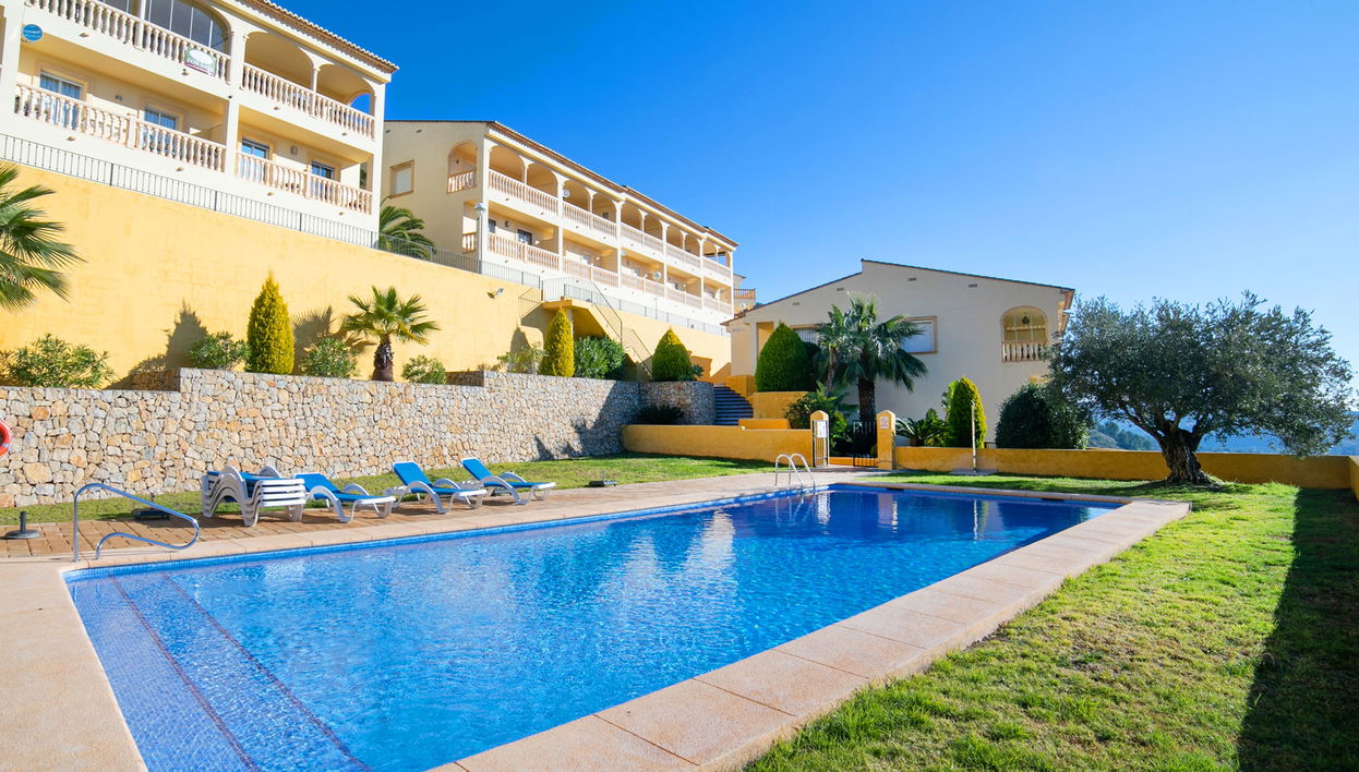 Haus mit 4 Schlafzimmern in Jalón mit schwimmbad und garten - Foto 1