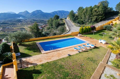 Foto 18 - Casa de 3 habitaciones en Jalón con piscina y jardín